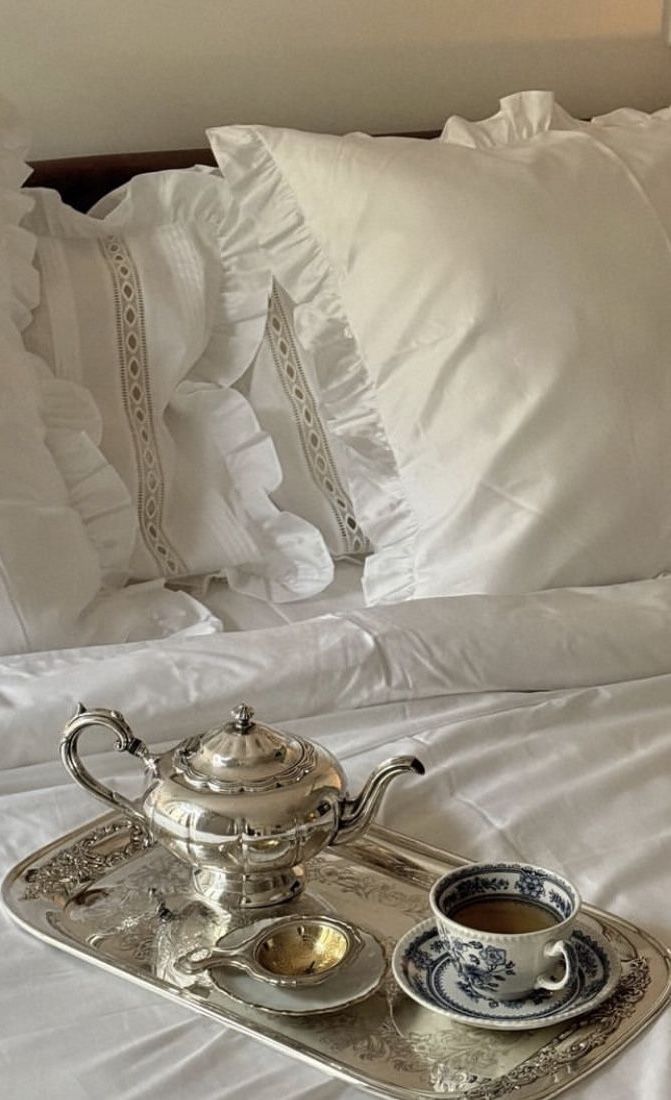 Editorial lifestyle moment